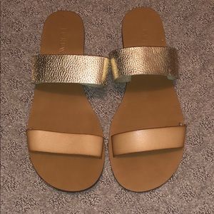 Like New! J.Crew Sandals - flat